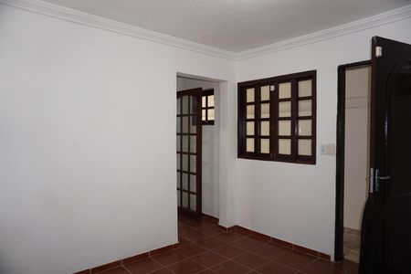 Casa para alugar com 100m², 2 quartos e 1 vagaSala