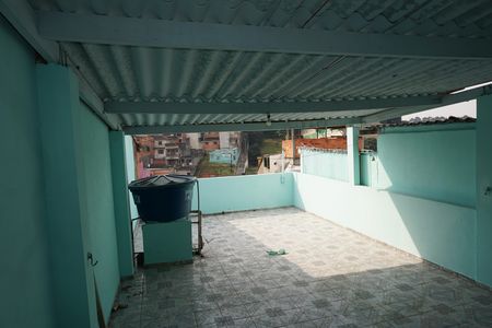 Casa para alugar com 100m², 2 quartos e 1 vagaÁrea externa