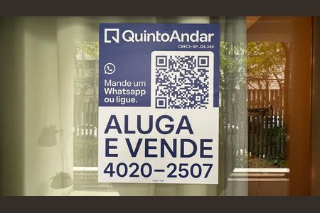 Studio à venda com 25m², 1 quarto e sem vaga Studio à venda com 25m², 1 quarto e sem vagaPlaca