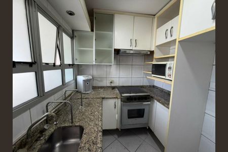 Apartamento à venda com 3 quartos, 64m² em Santo Amaro, São Paulo