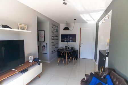 Apartamento para alugar com 55m², 2 quartos e 1 vaga Apartamento para alugar com 55m², 2 quartos e 1 vagaSala