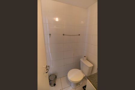 Apartamento para alugar com 55m², 2 quartos e 1 vaga Apartamento para alugar com 55m², 2 quartos e 1 vagaBanheiro Social