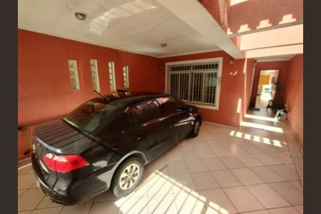 Casa à venda com 119m², 3 quartos e 2 vagas