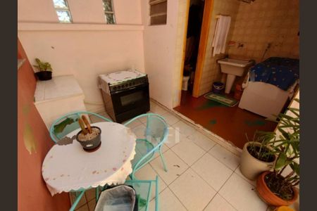 Casa à venda com 119m², 3 quartos e 2 vagas