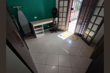 Casa à venda com 119m², 3 quartos e 2 vagas