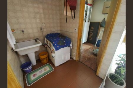 Casa à venda com 119m², 3 quartos e 2 vagas