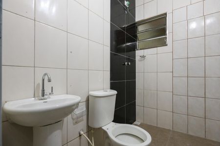 Banheiro de casa para alugar com 1 quarto, 53m² em Jardim Olinda, São Paulo