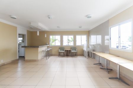 Apartamento para alugar com 50m², 2 quartos e 1 vaga Apartamento para alugar com 50m², 2 quartos e 1 vagaÁrea Comum
