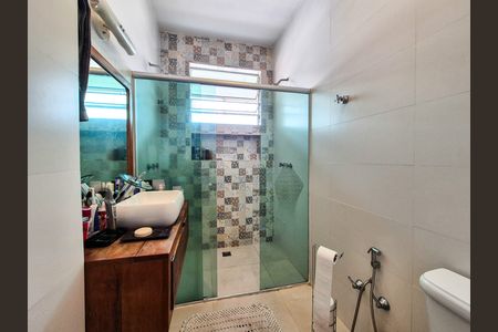 Apartamento à venda com 118m², 3 quartos e sem vaga Apartamento à venda com 118m², 3 quartos e sem vagaBanheiro