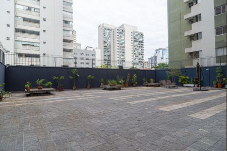 Apartamento para alugar com 108m², 2 quartos e 1 vaga Apartamento para alugar com 108m², 2 quartos e 1 vagaÁrea comum - Pátio
