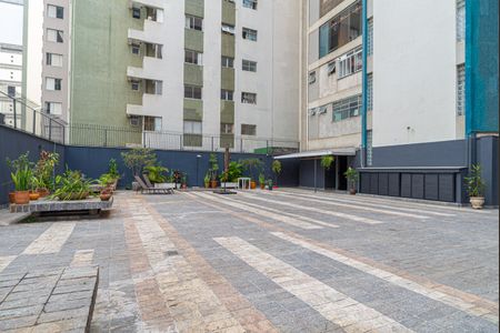 Apartamento para alugar com 108m², 2 quartos e 1 vaga Apartamento para alugar com 108m², 2 quartos e 1 vagaÁrea comum - Pátio