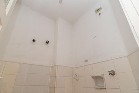 Apartamento para alugar com 108m², 2 quartos e 1 vaga Apartamento para alugar com 108m², 2 quartos e 1 vagaBanheiro de Serviço