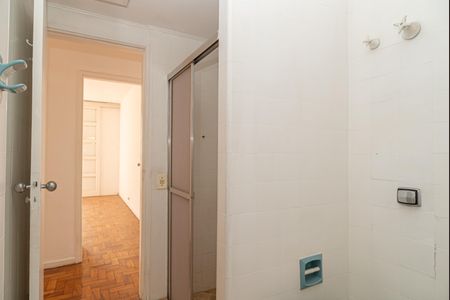 Apartamento para alugar com 108m², 2 quartos e 1 vaga Apartamento para alugar com 108m², 2 quartos e 1 vagaBanheiro