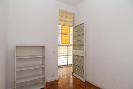 Apartamento para alugar com 108m², 2 quartos e 1 vaga Apartamento para alugar com 108m², 2 quartos e 1 vagaQuarto de Serviço