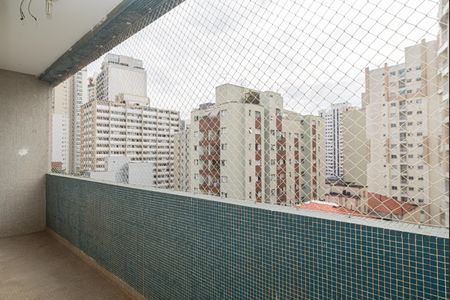 Apartamento para alugar com 108m², 2 quartos e 1 vaga Apartamento para alugar com 108m², 2 quartos e 1 vagaVaranda dos Quartos