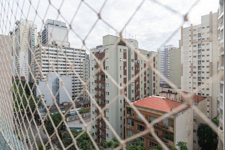 Apartamento para alugar com 108m², 2 quartos e 1 vaga Apartamento para alugar com 108m², 2 quartos e 1 vagaVista da Varanda dos Quartos