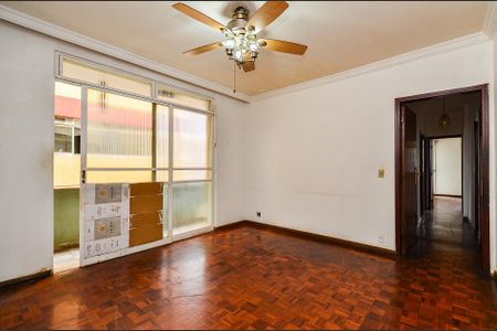 Apartamento para alugar com 200m², 4 quartos e 2 vagas Apartamento para alugar com 200m², 4 quartos e 2 vagasSala de TV