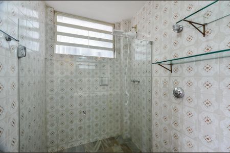 Apartamento para alugar com 200m², 4 quartos e 2 vagas Apartamento para alugar com 200m², 4 quartos e 2 vagasBanheiro Suíte