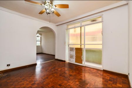 Apartamento para alugar com 200m², 4 quartos e 2 vagas Apartamento para alugar com 200m², 4 quartos e 2 vagasSala de TV