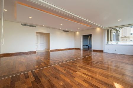 Apartamento à venda com 318m², 4 quartos e 5 vagas Apartamento à venda com 318m², 4 quartos e 5 vagasSala
