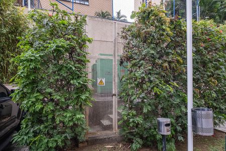 Apartamento à venda com 318m², 4 quartos e 5 vagas Apartamento à venda com 318m², 4 quartos e 5 vagasGerador