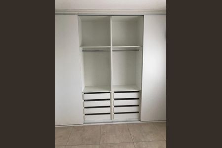 Apartamento para alugar com 56m², 2 quartos e 1 vaga Apartamento para alugar com 56m², 2 quartos e 1 vagaQuarto