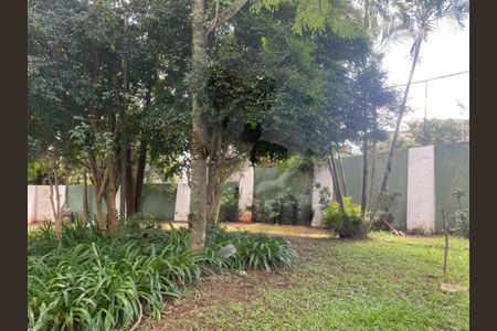Casa à venda com 4 quartos, 393m² em Chácara Monte Alegre, São Paulo