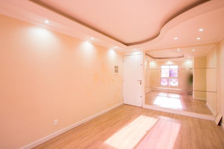 Apartamento à venda com 52m², 2 quartos e 1 vaga Apartamento à venda com 52m², 2 quartos e 1 vagaSala