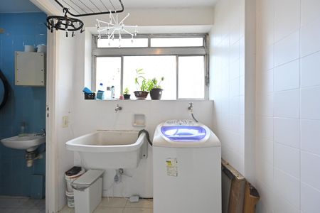 Apartamento para alugar com 70m², 2 quartos e 1 vaga Apartamento para alugar com 70m², 2 quartos e 1 vagaLavanderia
