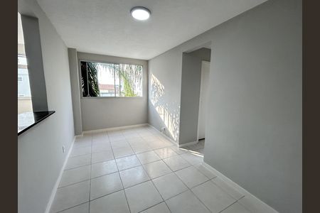 Sala de apartamento para alugar com 2 quartos, 45m² em Honório Gurgel, Rio de Janeiro