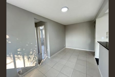 Apartamento para alugar com 45m², 2 quartos e 1 vagaSala