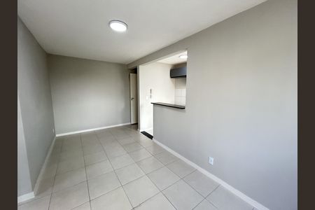 Sala de apartamento para alugar com 2 quartos, 45m² em Honório Gurgel, Rio de Janeiro