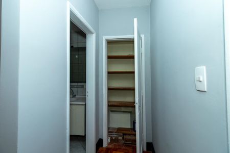 Apartamento para alugar com 76m², 2 quartos e sem vaga Apartamento para alugar com 76m², 2 quartos e sem vagaDespensa