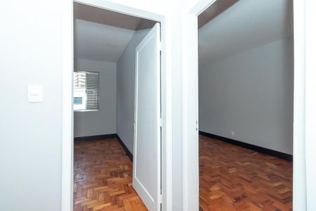 Quartos de apartamento para alugar com 2 quartos, 76m² em Vila Romana, São Paulo
