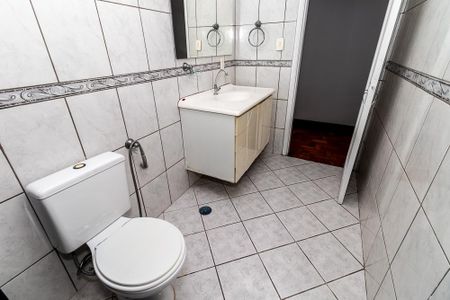 Apartamento para alugar com 76m², 2 quartos e sem vaga Apartamento para alugar com 76m², 2 quartos e sem vagaBanheiro