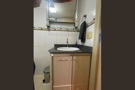 Apartamento à venda com 67m², 2 quartos e 1 vagaBanheiro