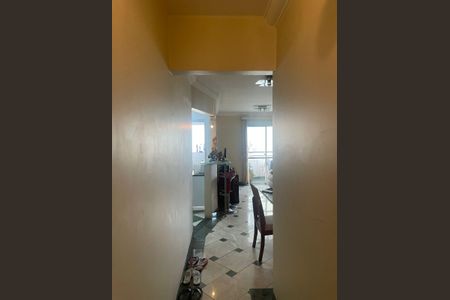Apartamento à venda com 67m², 2 quartos e 1 vagaCorredor