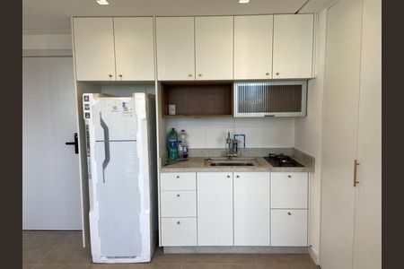 Studio para alugar com 34m², 1 quarto e sem vaga Studio para alugar com 34m², 1 quarto e sem vagaCozinha