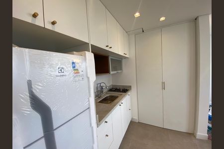 Studio para alugar com 34m², 1 quarto e sem vaga Studio para alugar com 34m², 1 quarto e sem vagaÁrea de Serviço