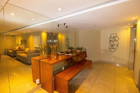 Apartamento para alugar com 100m², 2 quartos e 2 vagas Apartamento para alugar com 100m², 2 quartos e 2 vagasÁrea comum
