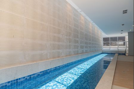 Studio para alugar com 34m², 1 quarto e 1 vaga Studio para alugar com 34m², 1 quarto e 1 vagaÁrea comum - Piscina