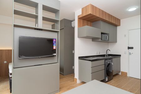 Sala de kitnet/studio para alugar com 1 quarto, 34m² em Consolação, São Paulo
