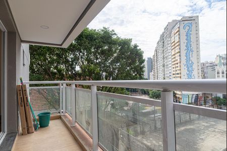 Studio para alugar com 34m², 1 quarto e 1 vaga Studio para alugar com 34m², 1 quarto e 1 vagaVaranda da Sala/Quarto