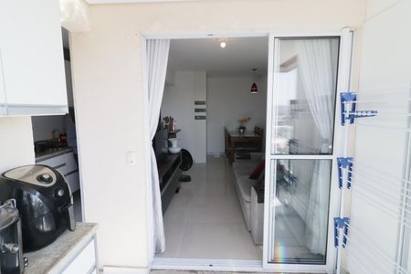 Apartamento à venda com 65m², 3 quartos e 2 vagasSala