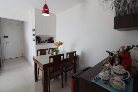 Sala de apartamento à venda com 3 quartos, 65m² em Presidente Altino, Osasco