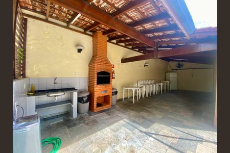 Apartamento à venda com 75m², 3 quartos e 2 vagas Apartamento à venda com 75m², 3 quartos e 2 vagasChurrasqueira
