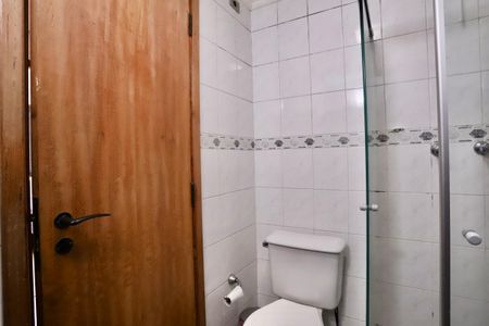 Apartamento à venda com 75m², 3 quartos e 2 vagas Apartamento à venda com 75m², 3 quartos e 2 vagasBanheiro