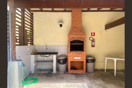 Apartamento à venda com 75m², 3 quartos e 2 vagas Apartamento à venda com 75m², 3 quartos e 2 vagasChurrasqueira