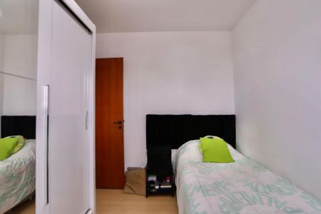 Apartamento à venda com 75m², 3 quartos e 2 vagas Apartamento à venda com 75m², 3 quartos e 2 vagasQuarto 2