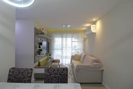 Apartamento à venda com 70m², 3 quartos e 1 vagaSala